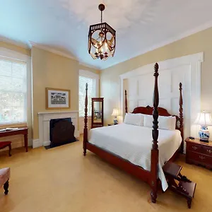 4* Inn The Presidents' Quarters