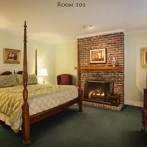 3* Inn 17 Hundred 90 And Restaurant
