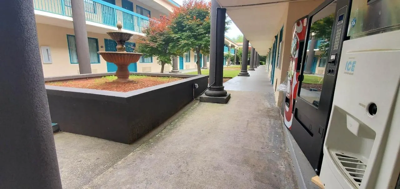 Studio 6 Savannah, Ga- Gateway & I-95 乔治敦
